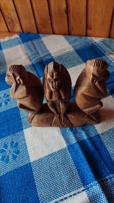 Oryginalne ozdoby figurki i rzeźby