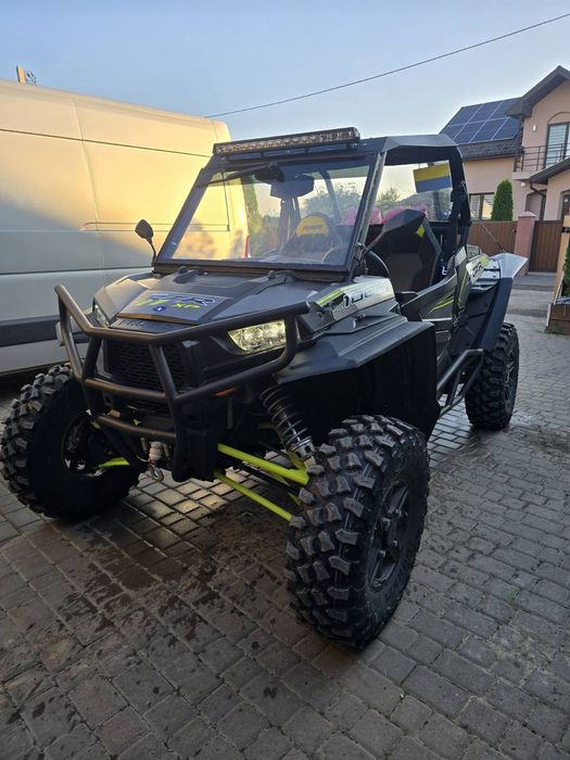 Мотовсюдихід Polaris RZR 1000 2016
