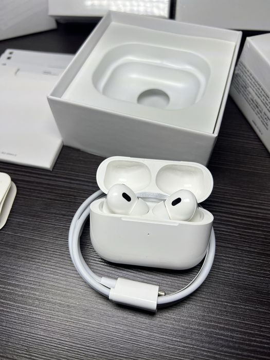 Airpods pro 2.