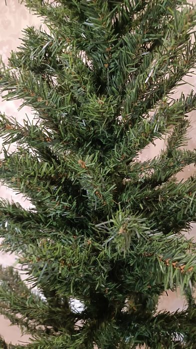 Искусственная елка