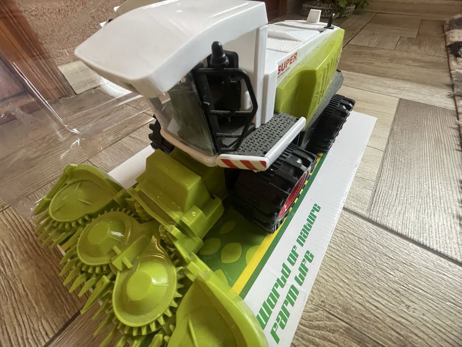 Комбайн дитячий в гарному стані