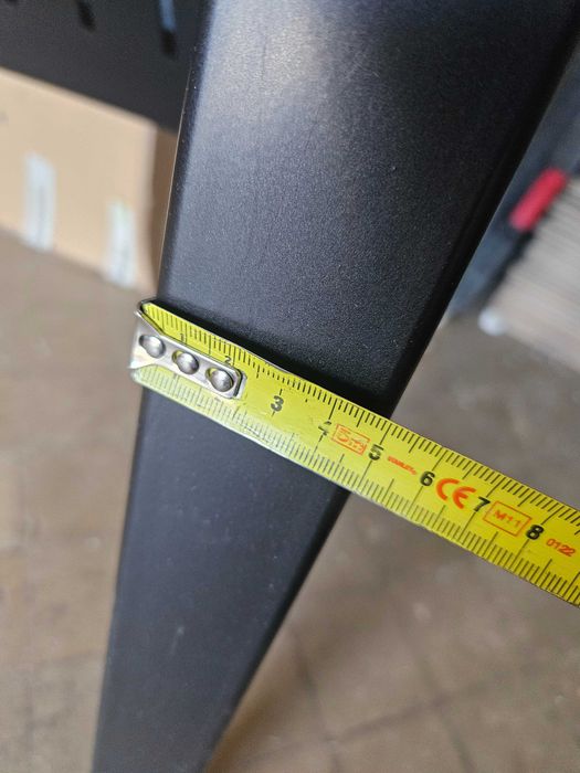biurko 160 x80 na czarnym stelażu