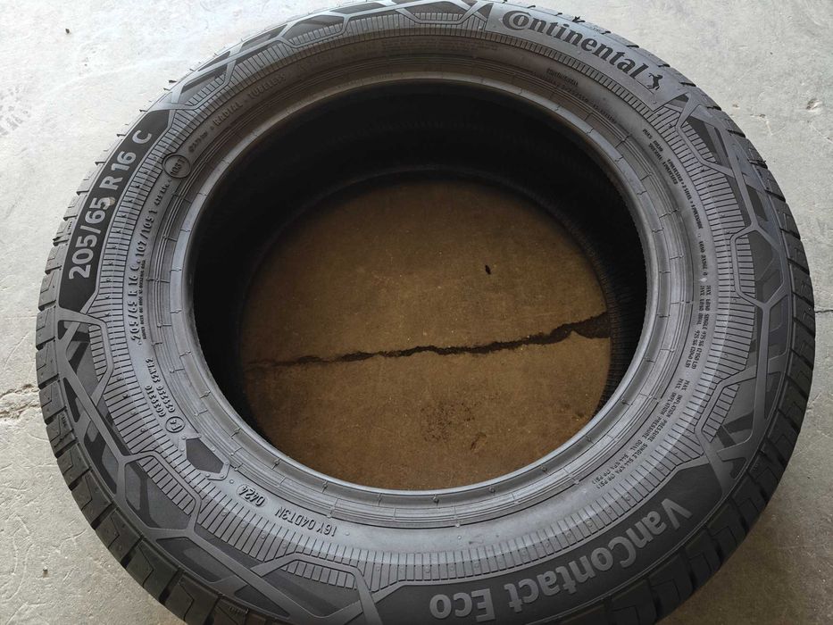 НОВІ R16С 205/65 107/105T шини літні Continental VanContact Eco НА БУСА віваро. трафік. транзіт і схожі теж де розмір такий