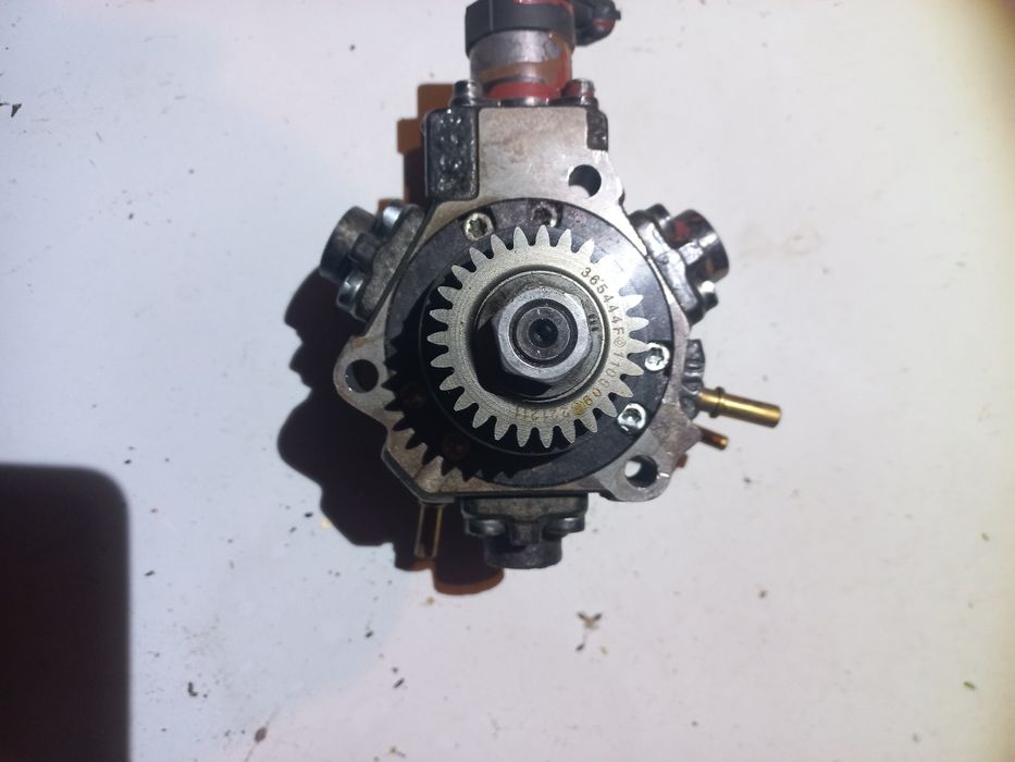 ТНВД рено трафік віваро прімастар 2.0