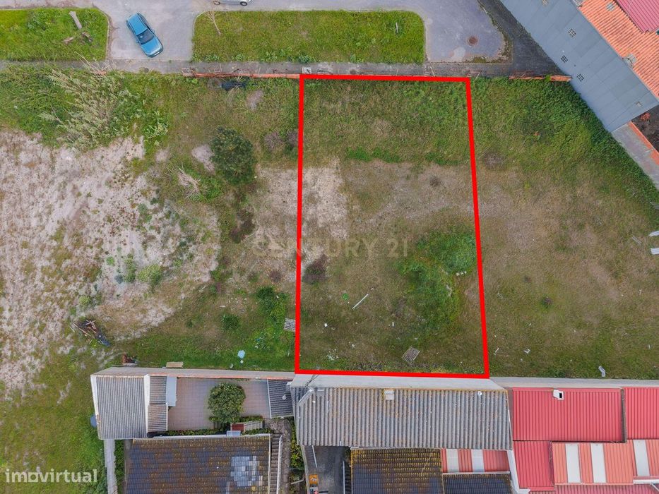 Terreno para Construção em Vieira de Leiria – Oportunidade a Dois Pass