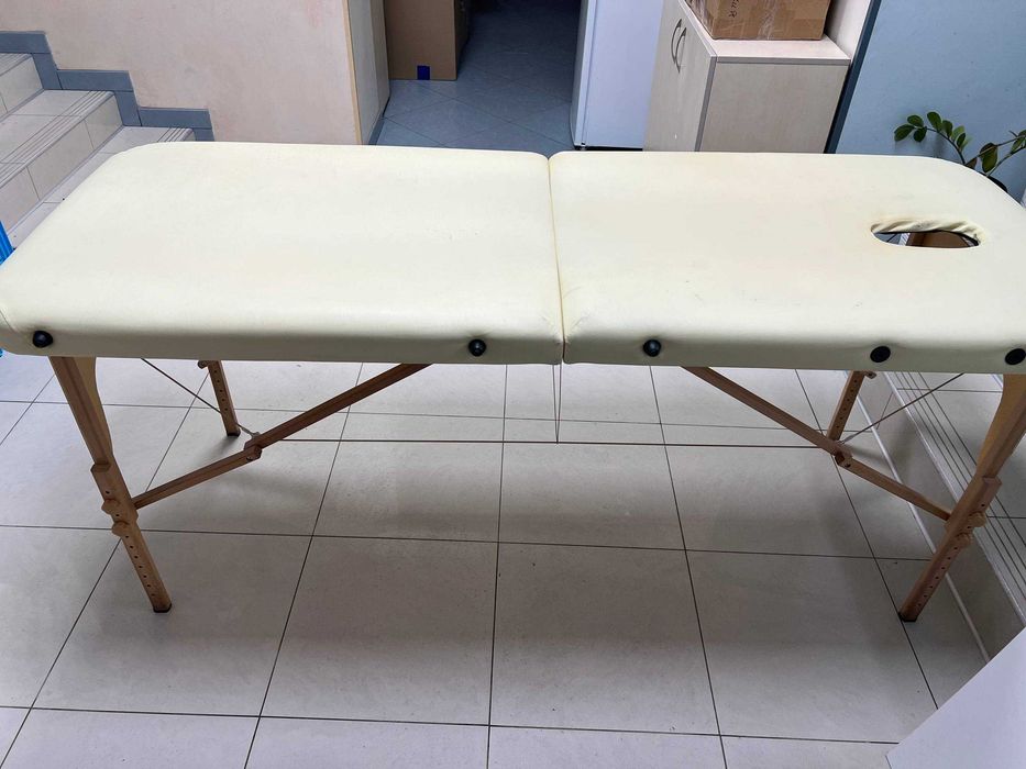 Продам масажний стіл