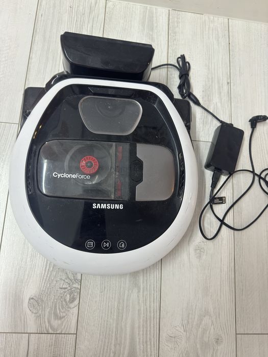 Робот пилосос Samsung