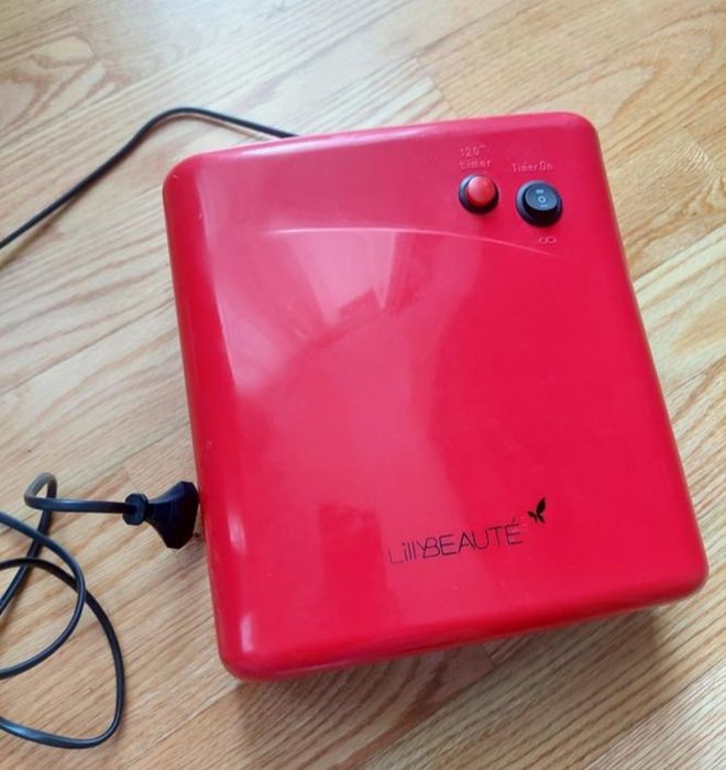 UV лампа для манікюру