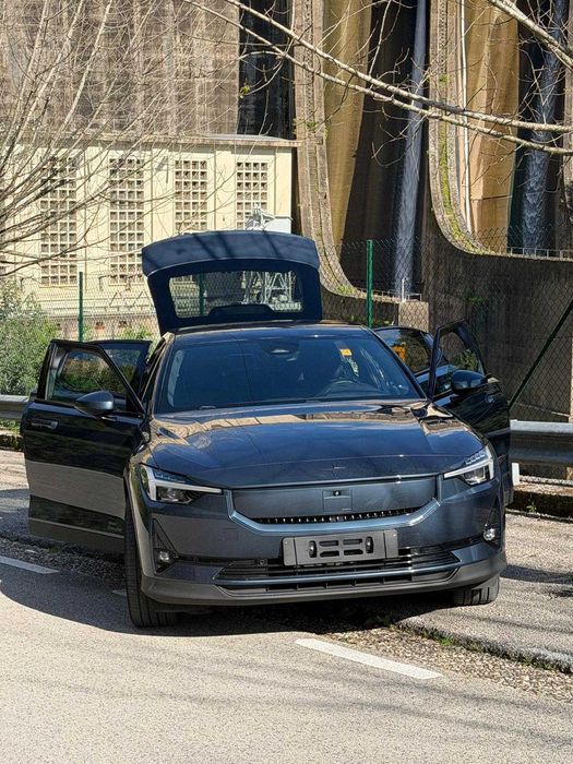 Polestar 2, 82kHh 220kW Long Range com IVA dedutível