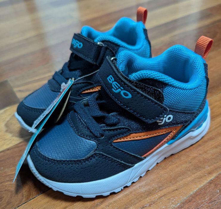 Nowe buty sportowe na rzepy Bejo Martes