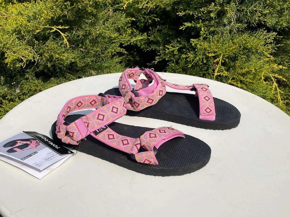 Женские сандали Tom&Rose 37-38 босоножки шлепанцы сланцы crocs