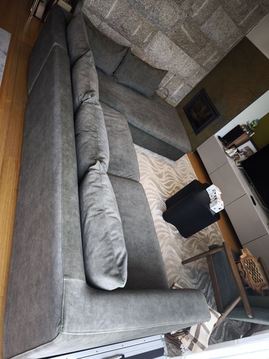 Sofa com chaise-longue  com 2 sets capas amovíveis e laváveis