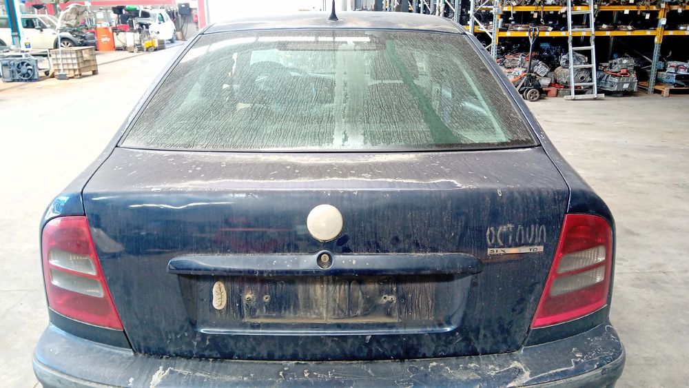 Porta / tampa da mala SKODA Octavia I Hatchback (1U2)