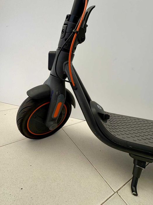 TROTINETE ELÉCTRICA - NINE BOOT F2