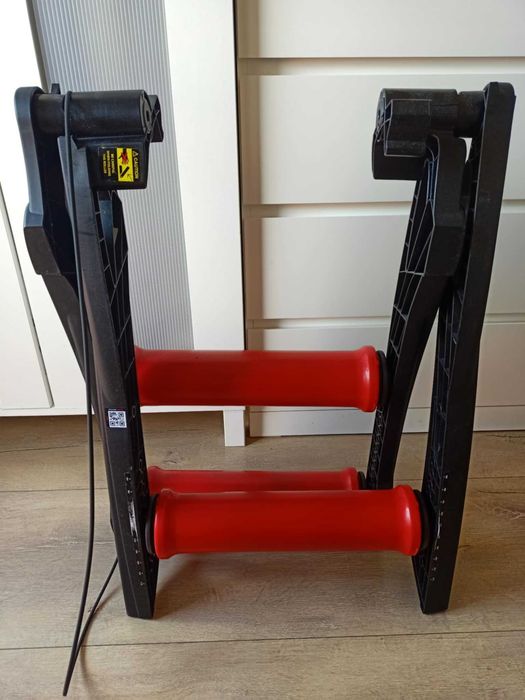 Trenażer rolkowy ELITE Arion