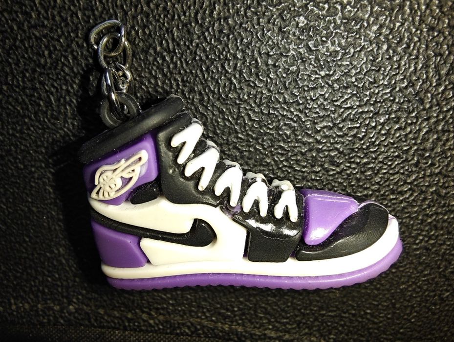 Значок, Брелок "NIKE JORDAN" б/у