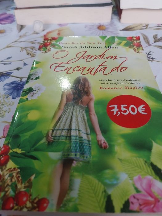 O jardim encantado . Portes incluídos