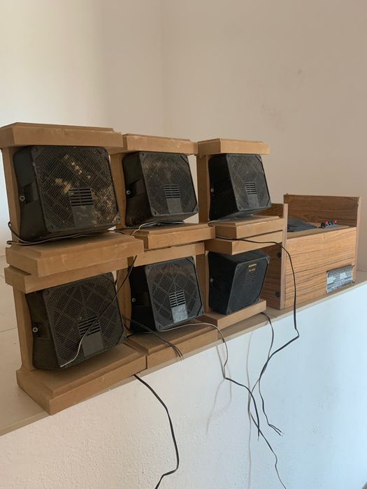 Colunas made in UK ( Reino Unido ) “ vintage” antigas. 15€