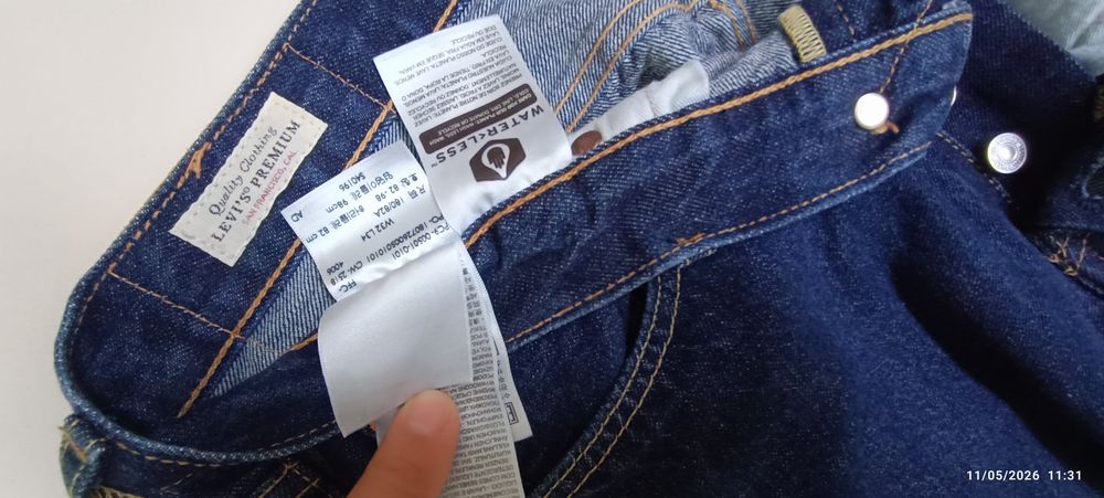 Levi's 501 W32L34