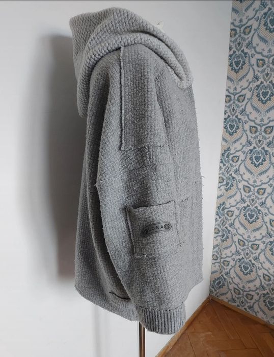 Wełna 50% Szary wełniany płaszcz z kapturem LOKA oversize