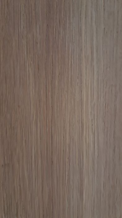 Stół z drewnianymi nogami dębowymi