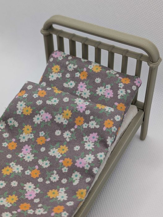 Mebelki do domku dla lalek i myszek Maileg - Zestaw Pokoik z szafą