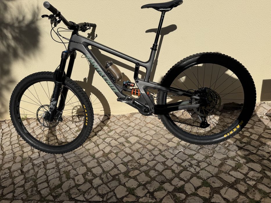 Santa cruz Nomad c 2020