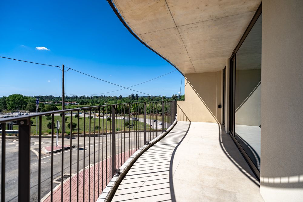 T2 Novo a Estrear com Amplas Varandas | Santa Clara | Coimbra