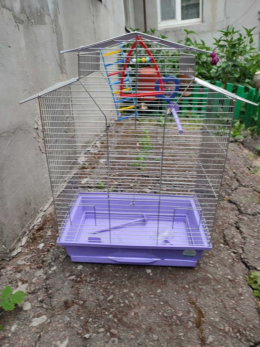 Продам клітку для папуги