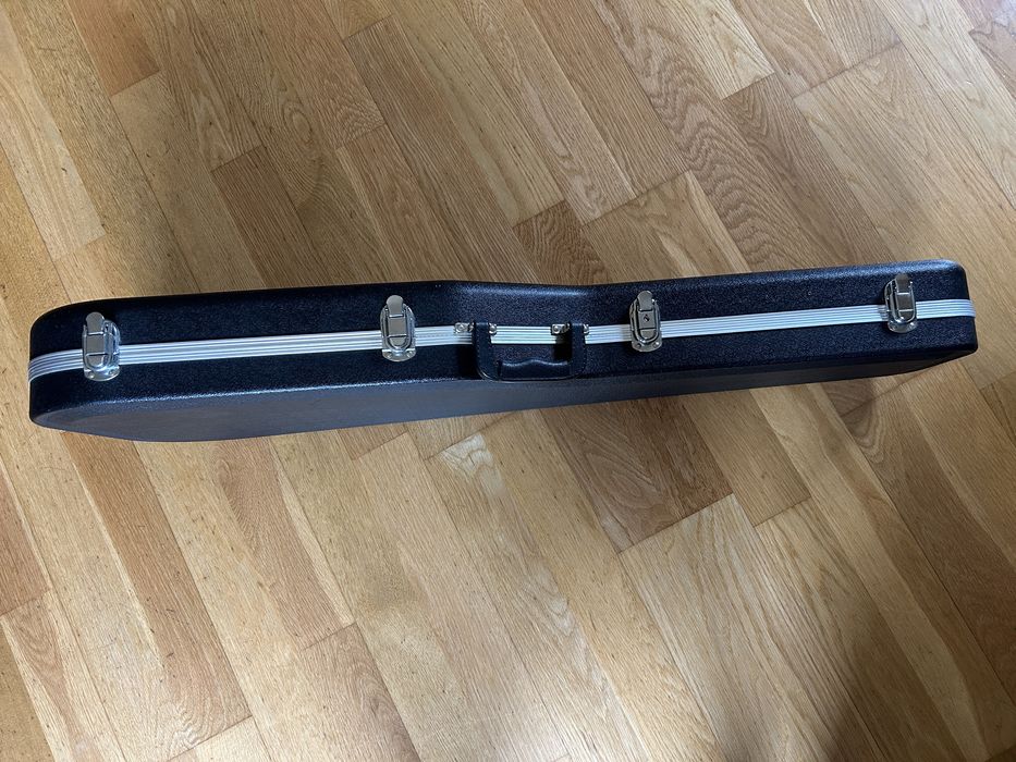 Estojo rigido para guitarra Stratocaster