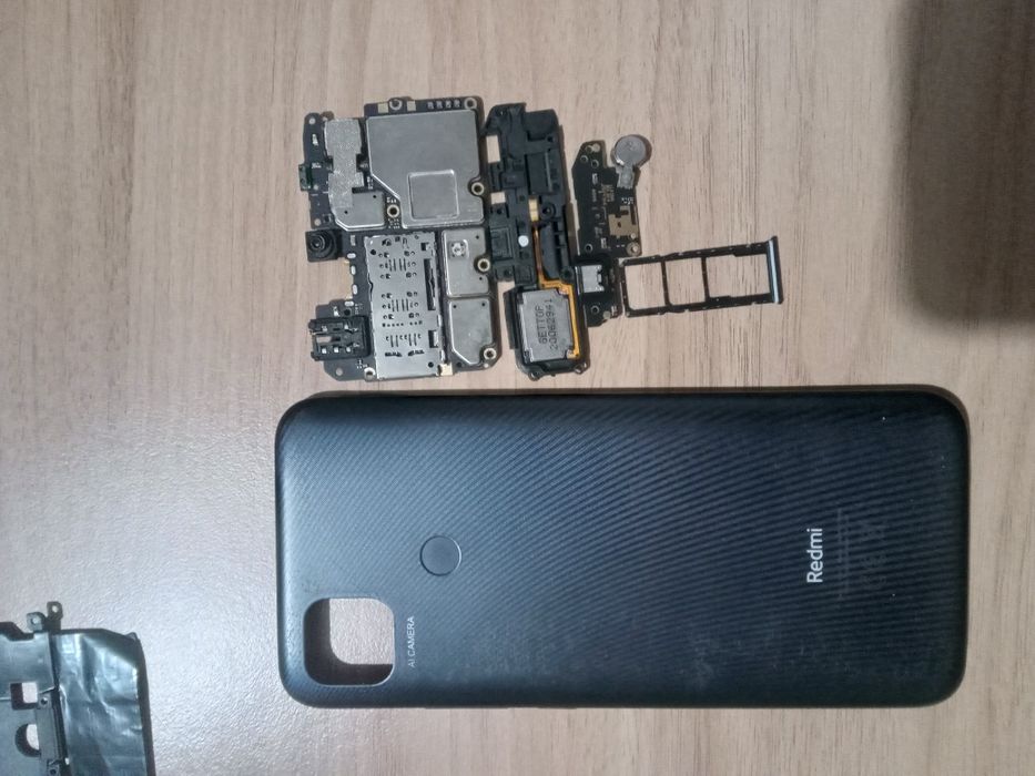 Деталі для редмі 9c все в ідеальному стані 'читайте опис