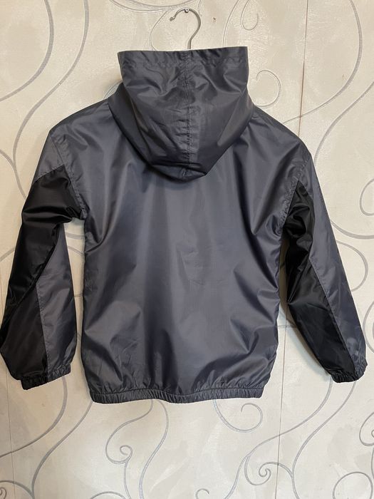 Куртка ветровка на флісі Under Armour 8/9 років