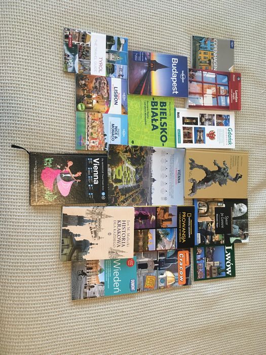 Zestaw przewodników