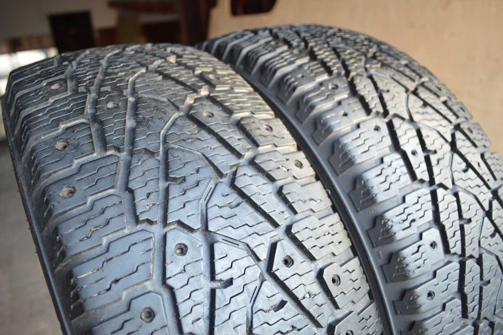 2x 215/60r17c Opony Zimowe NOKIAN 7.2mm 200zł/2sztuki 215/60/17C
