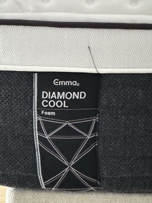 Colchão Emma novo
