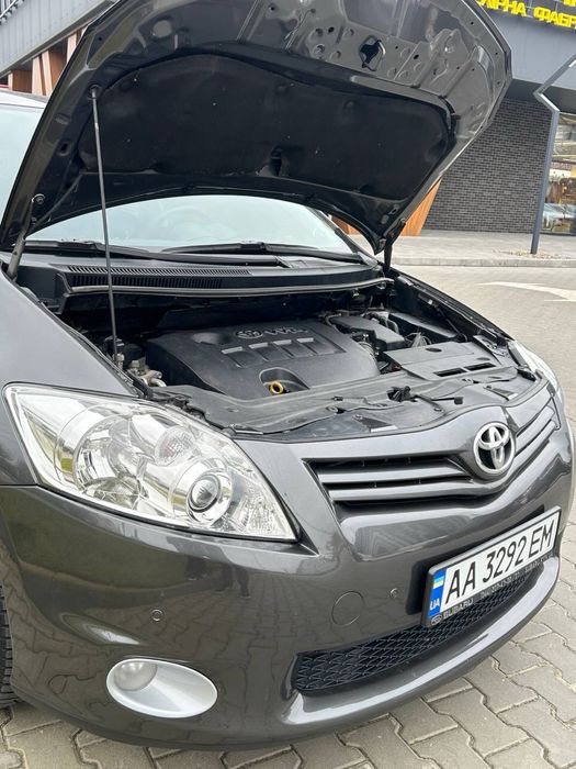 Продам Toyota Auris, 2012 року