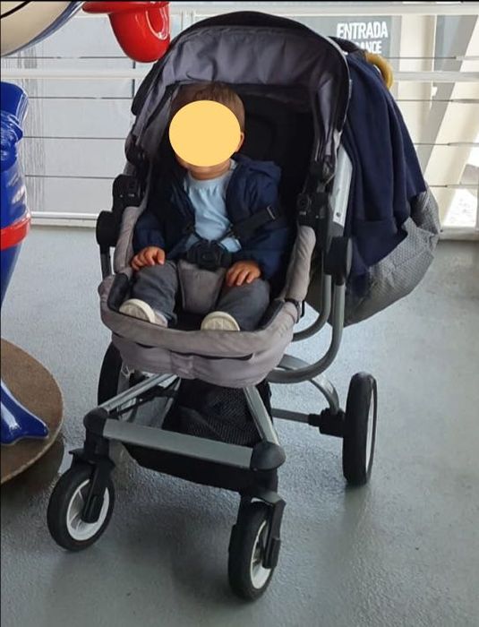 Conjunto de viagem ovo+alcofa+carrinho+base ISOFIX Babybuggz Revo 3in1