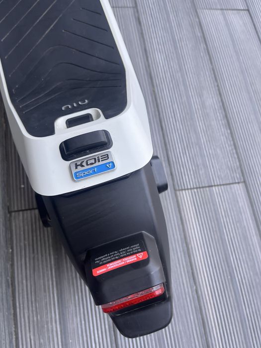Trotinete Eléctrica NIU KQi3 Sport branca - Usada