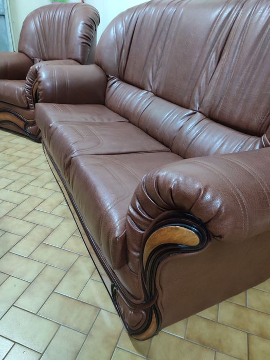 Sofá 3 lugares mais poltrona