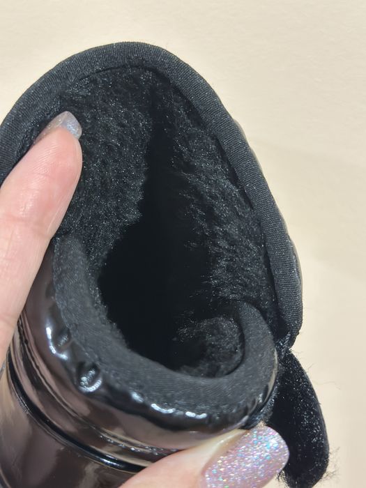 Уги зимові НОВІ  25 розмір