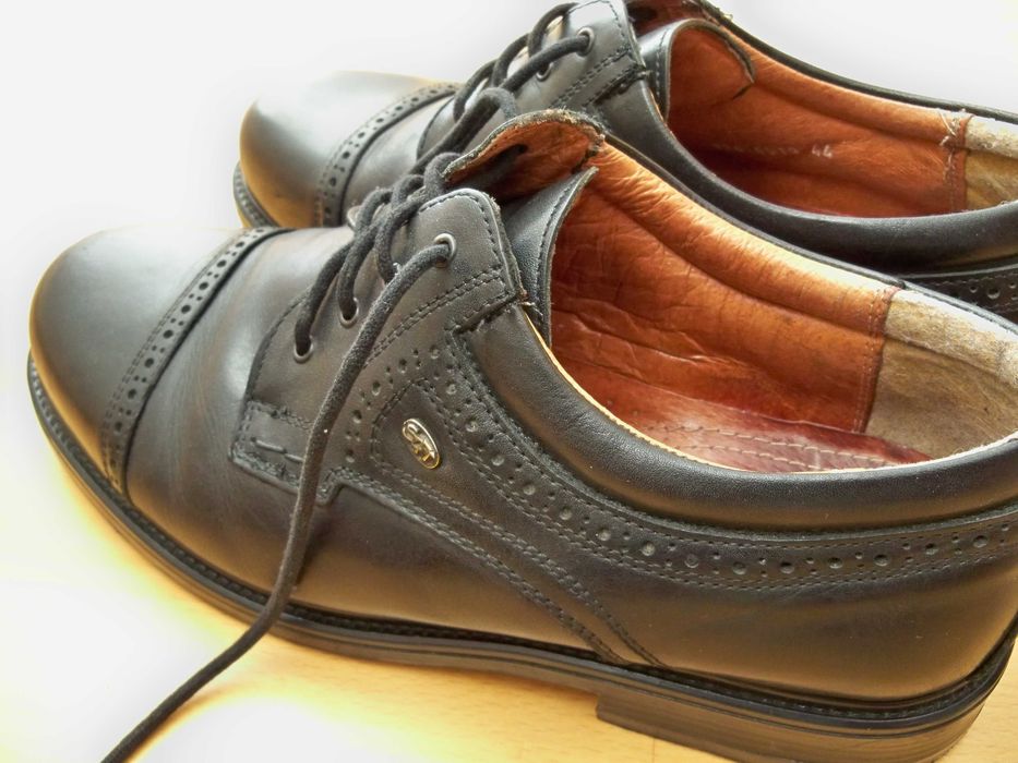 Buty Półbuty męskie Skórzane Bata rozmiar 44
