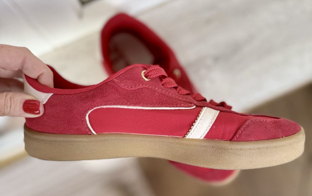 Шкіряні кеди Stradivarius 37 розмір