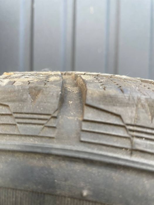 Зимові шини, гума