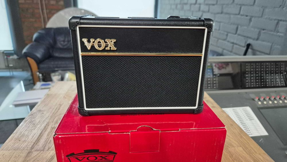 VOX AC30 Radio Радіоприймач