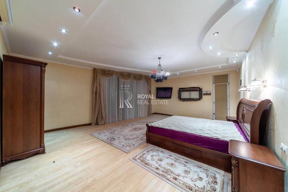 Оренда Квартира 3к 140м2 Центр Балкон Гардероб Укриття Метро