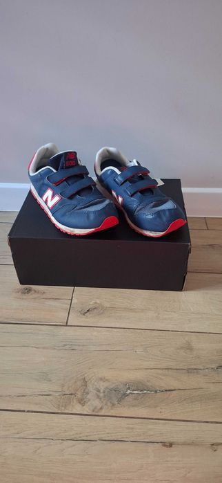 Buty snakersy New Balance 40