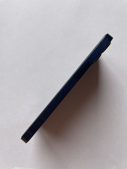 Iphone 12 mini w bardzo dobrym stanie