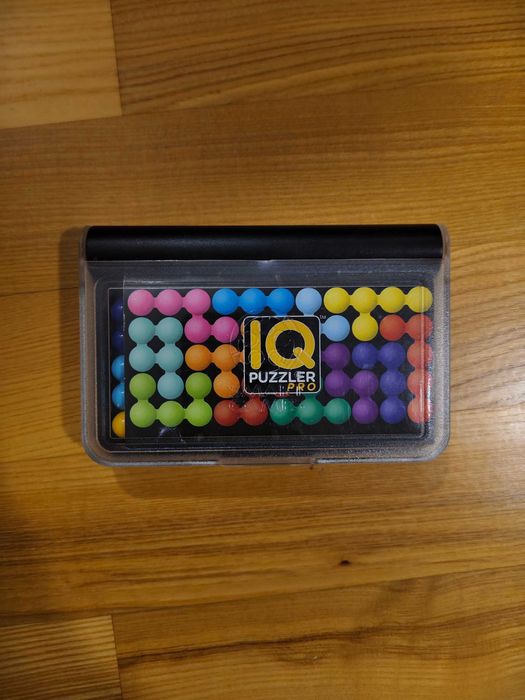 Настільна гра IQ puzzles pro