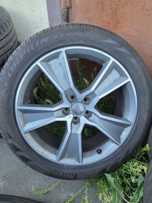 Oryginalne Koła Audi Q5 SQ5 S-line 80A 255/45R20 Pirelli lato