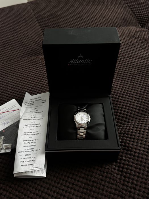 Швейцарские часы Atlantic Diamonds (8 бриллиантов) документы, гарантия